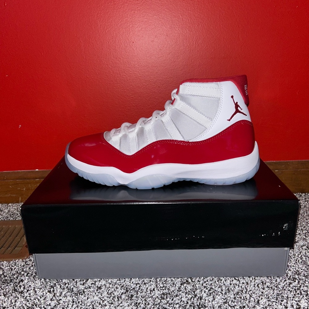 Air Jordan 11 ‘Cherry’